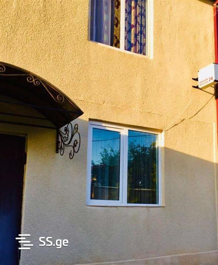 ティビリシ Lali Bed & Breakfast エクステリア 写真